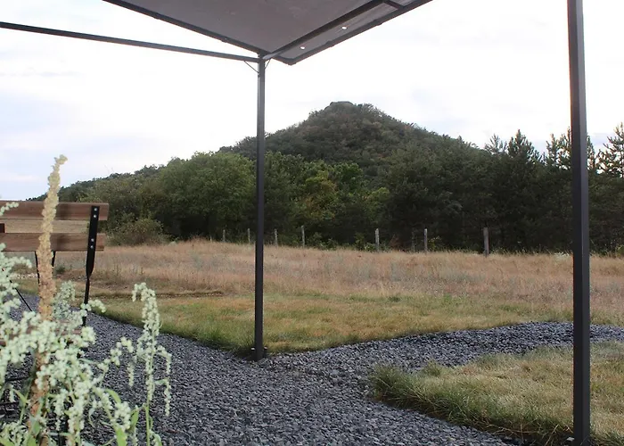 Jelenret アパート *